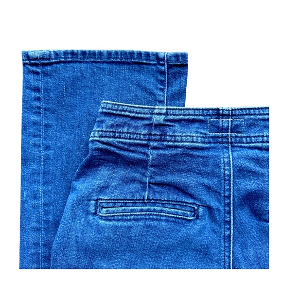 Mother Women’s ‘The Sailor Tripper’ Flared Jeans. Medium/Dark Blue. Size 25 - Picture 4 of 12